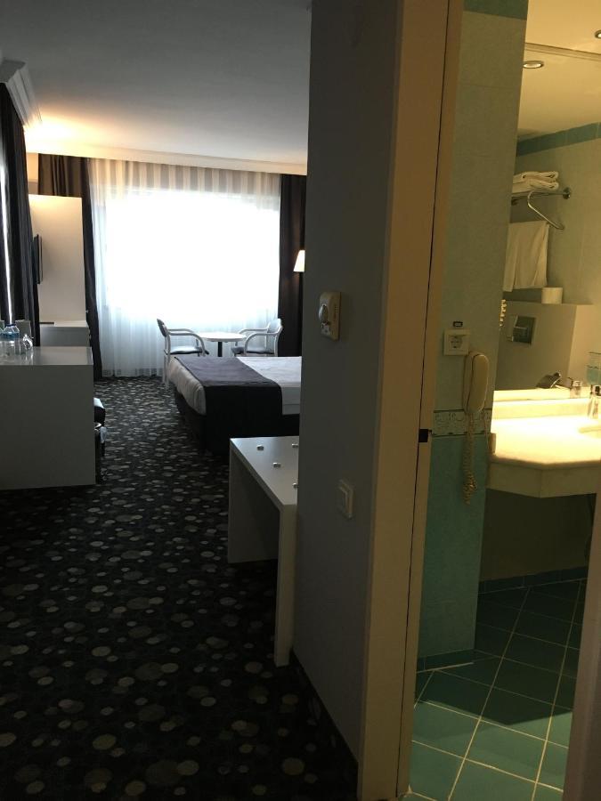 Hotel Eken Prestige Bandırma Εξωτερικό φωτογραφία